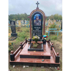 Пам'ятник для військових №18