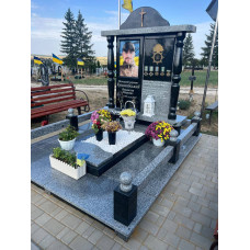 Пам'ятник для військових №9